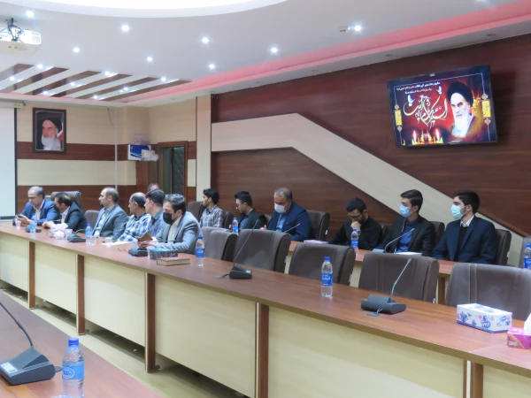 مراسمی به مناسبت سالروز رحلت جانسوز رهبرکبیر انقلاب اسلامی حضرت امام خمینی(ره) و قیام 15 خرداد در سالن شمس پردیس علامه امینی برگزار گردید. 4