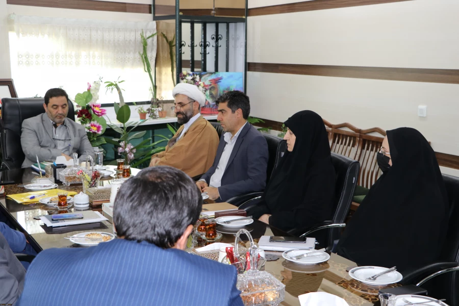 دیدار هیات رییسه دانشگاه فرهنگیان استان آذربایجان شرقی با مدیرکل آموزش وپرورش استان 4