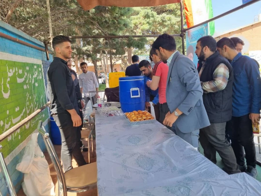 
استقبال از دانشجویان پردیس علامه امینی تبریز
 2