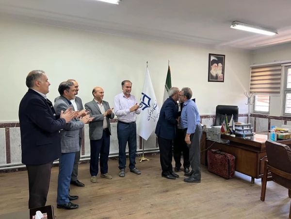 تجلیل از همکار بازنشسته جناب آقای محمود امامی 3