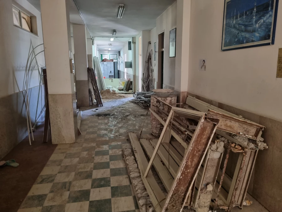 با اتمام ترم تابستانی و فرصت تعطیلات اجرای بیش از 24 پروژه عمرانی در پردیس علامه امینی تبریز سرعت می گیرد. 3