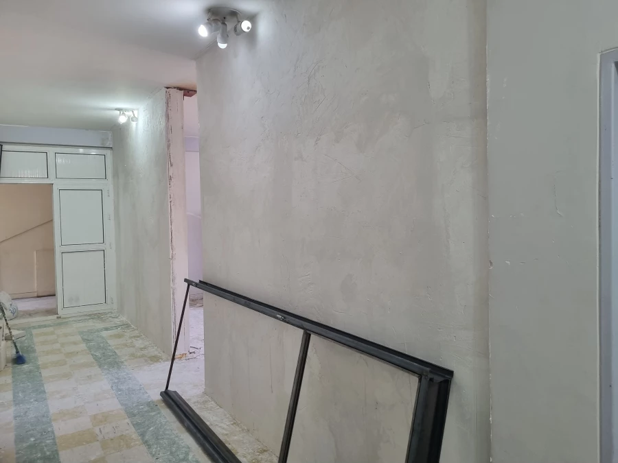 با اتمام ترم تابستانی و فرصت تعطیلات اجرای بیش از 24 پروژه عمرانی در پردیس علامه امینی تبریز سرعت می گیرد. 16