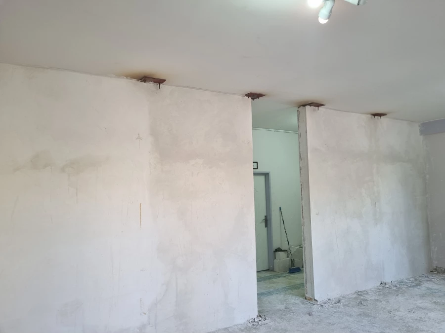 با اتمام ترم تابستانی و فرصت تعطیلات اجرای بیش از 24 پروژه عمرانی در پردیس علامه امینی تبریز سرعت می گیرد. 17