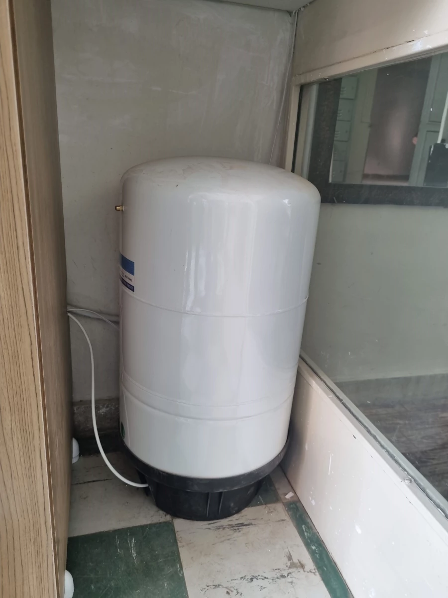 با اتمام ترم تابستانی و فرصت تعطیلات اجرای بیش از 24 پروژه عمرانی در پردیس علامه امینی تبریز سرعت می گیرد. 23