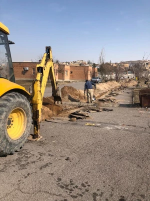 با اتمام ترم تابستانی و فرصت تعطیلات اجرای بیش از 24 پروژه عمرانی در پردیس علامه امینی تبریز سرعت می گیرد. 26