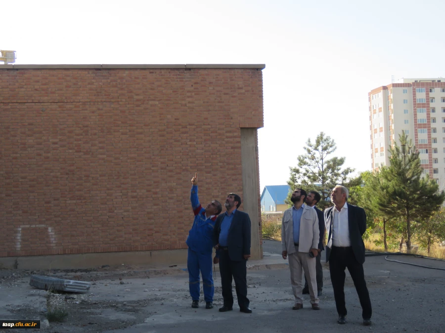 بازدید دکتر تراب محمدی معاون سیاسی استاندار آذربایجان شرقی و هیات همراه روز پنجشنبه 7 مهرماه از مراحل آماده سازی پردیس علامه امینی جهت استقبال وآموزش حضوری دانشجویان 10