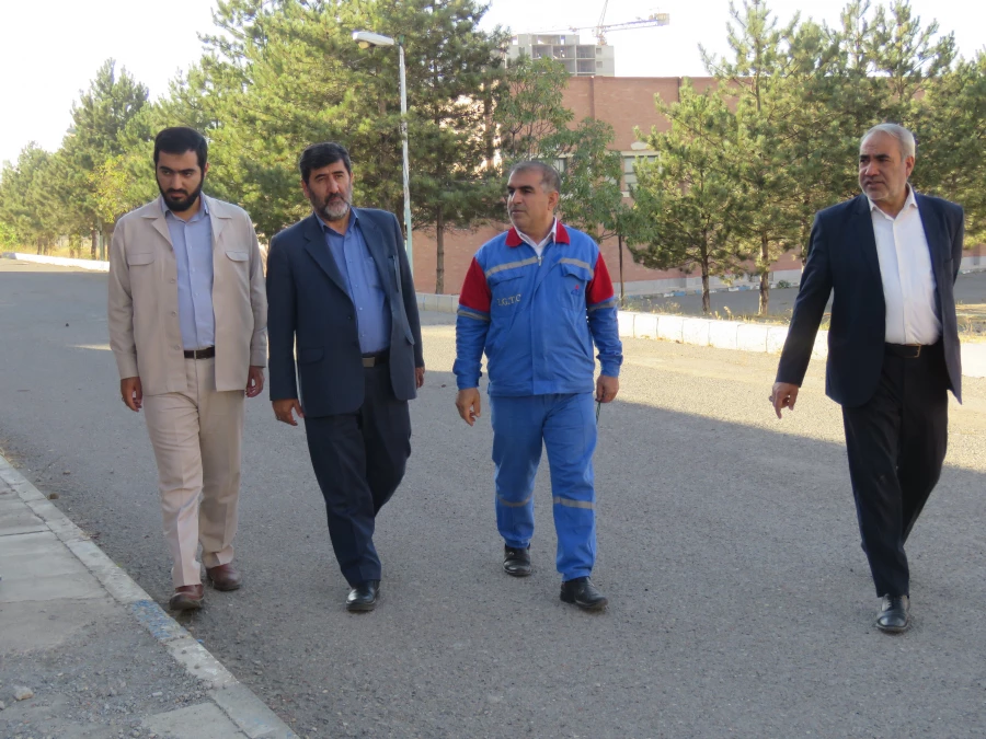 بازدید دکتر تراب محمدی معاون سیاسی استاندار آذربایجان شرقی و هیات همراه روز پنجشنبه 7 مهرماه از مراحل آماده سازی پردیس علامه امینی جهت استقبال وآموزش حضوری دانشجویان 11