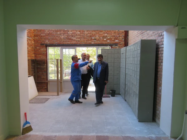 بازدید دکتر تراب محمدی معاون سیاسی استاندار آذربایجان شرقی و هیات همراه روز پنجشنبه 7 مهرماه از مراحل آماده سازی پردیس علامه امینی جهت استقبال وآموزش حضوری دانشجویان 13