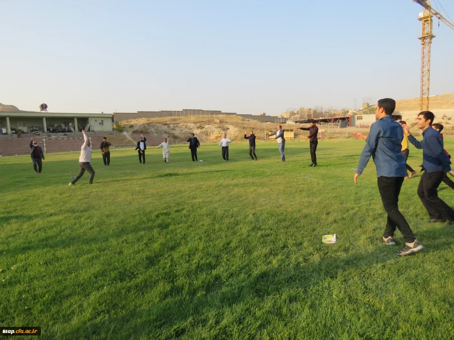 برگزاری همایش پیاده روی به مناسبت گرامیداشت هفته تربیت بدنی 6