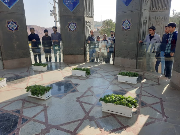 برگزاری همایش کوهپیمایی به مناسبت گرامیداشت هفته تربیت بدنی 3