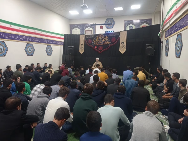 هیئت دانشجویی فاطمیون پردیس علامه امینی برگزار کرد. 2