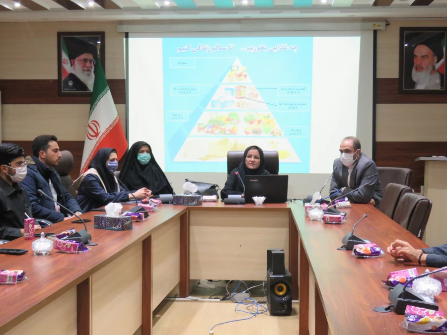 کارگاه آموزشی اصول تغذیه صحیح  3