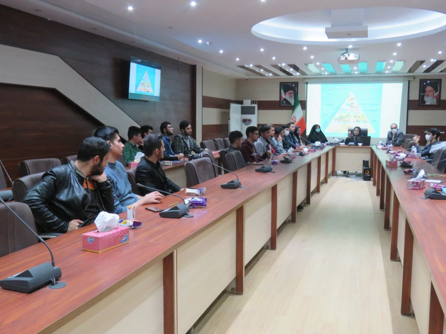 کارگاه آموزشی اصول تغذیه صحیح  4