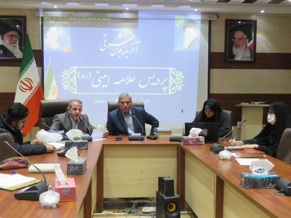 به همت واحد کتابخانه و پژوهش پردیس علامه امینی تبریز  کارگاه «کتاب شناسی ادبیات» برگزار گردید. 3