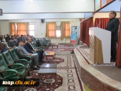 نشست تخصصی تبیین مسایل گزینشی دانشجویان در سالن اجتماعات پردیس با حضور مسئولان هسته گزینش استان و هیات رئیسه پردیس برگزار گردید. 5