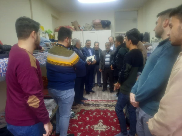 بازدیدحجت الاسلام و المسلمین تقوی و دکتر علی خاکی از پردیس علامه امینی تبریز 8