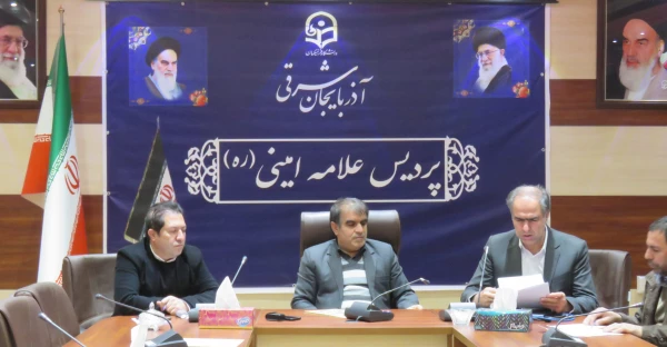 جلسه هم فکری و تبادل نظر برای استقبال شایسته شهیدگمنام در پردیس علامه امینی تبریز برگزارگردید. 5