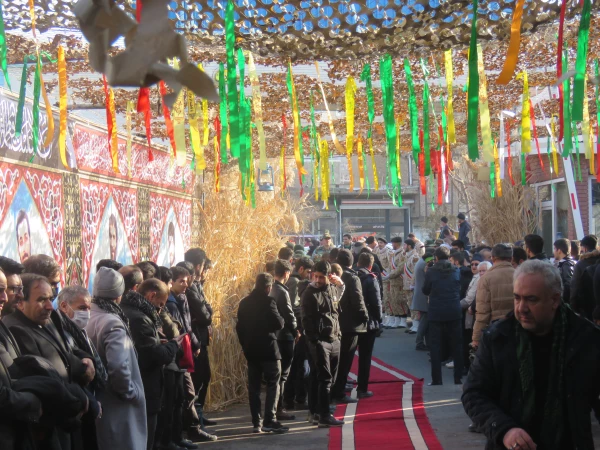 لالایی فرهنگیان تبریز بر پیکر یک شهید گمنام 2