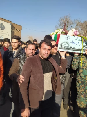 لالایی فرهنگیان تبریز بر پیکر یک شهید گمنام 15