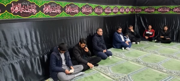 مراسم پنجشنبه اول شهیدگمنام در نمازخانه پردیس علامه امینی تبریز برگزار گردید. 5