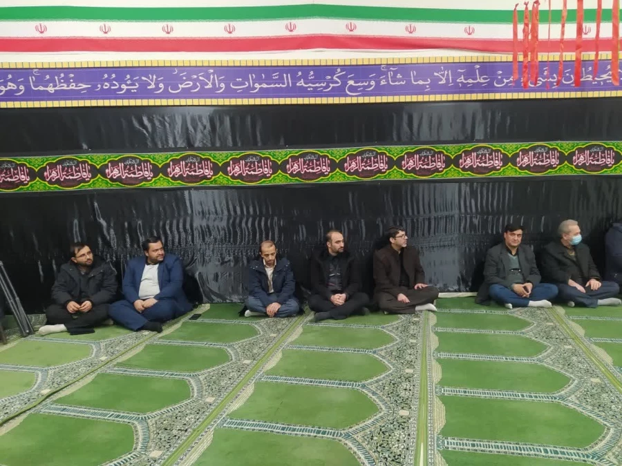 شام غریبان شهیدگمنام مورخه 1401/10/07 در نمازخانه پردیس علامه امینی تبریز برگزارشد. 2