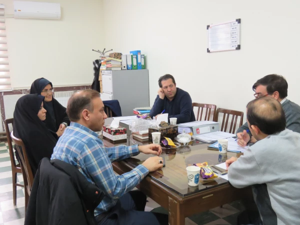 کمیته امتحانات با حضور دکتر قربانی معاونت آموزشی،پژوهشی و فرهنگی پردیس علامه امینی برگزار گردید. 2