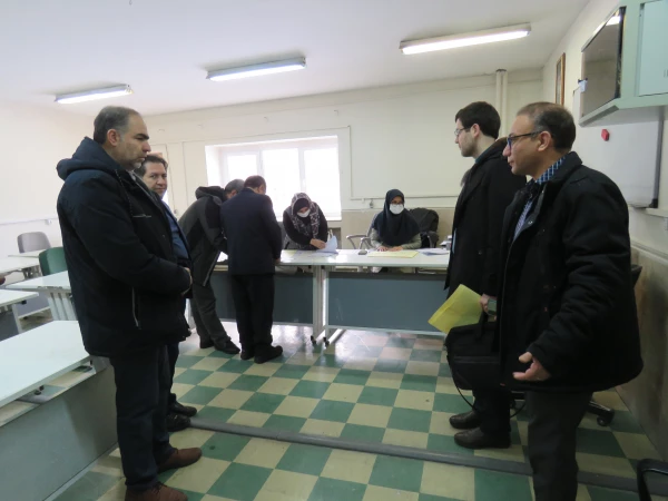 بازدید هیات رئیسه از کیفیت برگزاری امتحانات  نیمسال اول دی 1401 8
