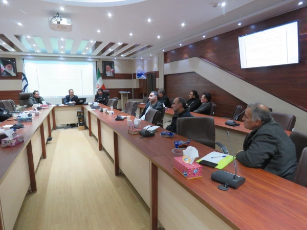 کارگاه کارورزی برای اساتید دانشگاه برگزار شد. 3