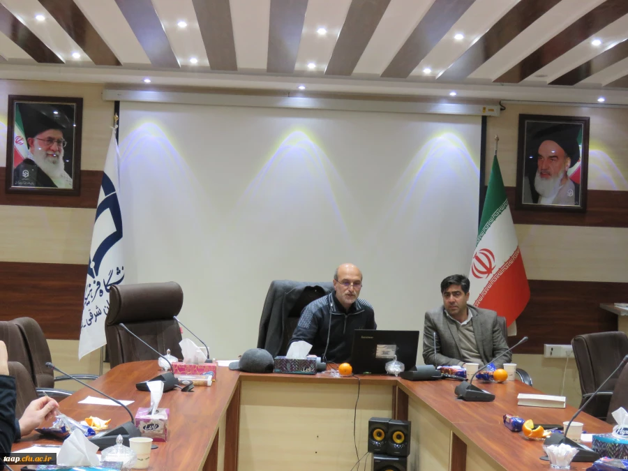 کارگاه کارورزی برای اساتید دانشگاه برگزار شد. 2