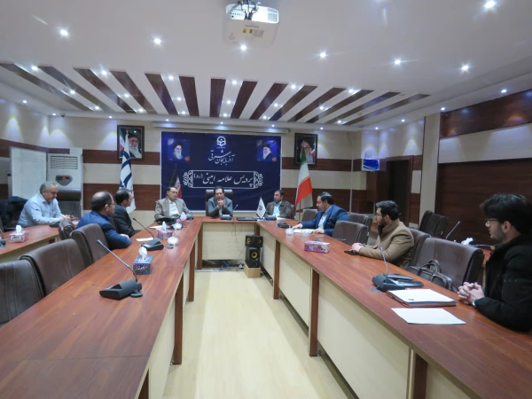 اولین جلسه کارگروه مبارزه با موادمخدر پردیس علامه امینی برگزار شد. 3