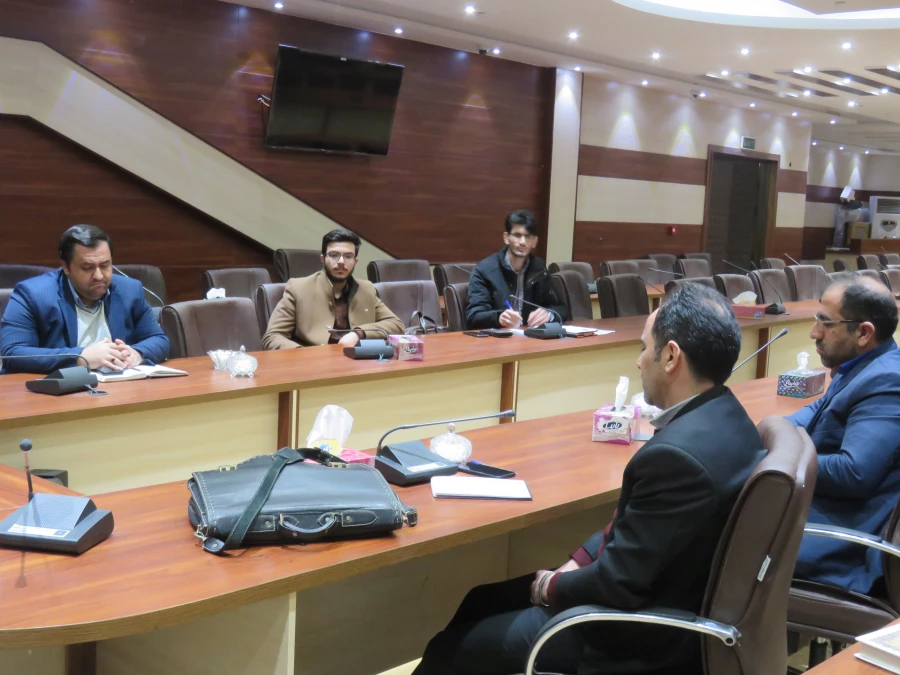 اولین جلسه کارگروه مبارزه با موادمخدر پردیس علامه امینی برگزار شد. 6