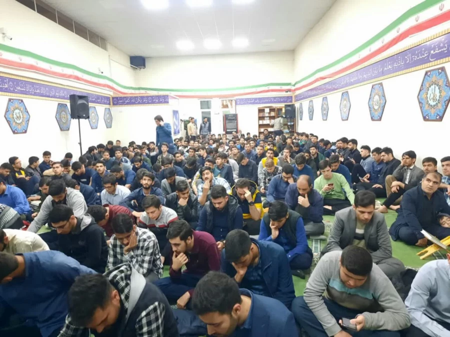 مراسم اولین شب قدر، با حضور پرشور دانشجویان پردیس علامه امینی تبریز برگزار شد. 7