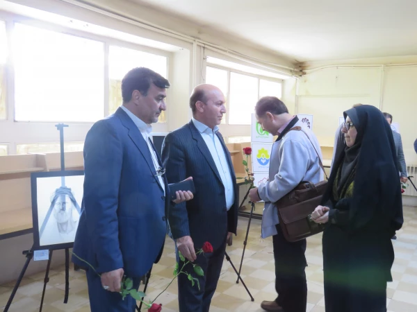 افتتاح دهمین نمایشگاه آثار هنری دانشجویان دانشگاه فرهنگیان آذربایجان شرقی  6