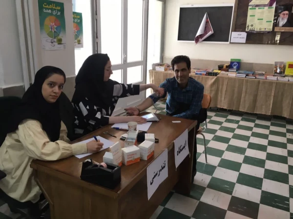 برگزاری ایستگاه تندرستی به مناسبت هفته سلامت و سراهای دانشجویی 2