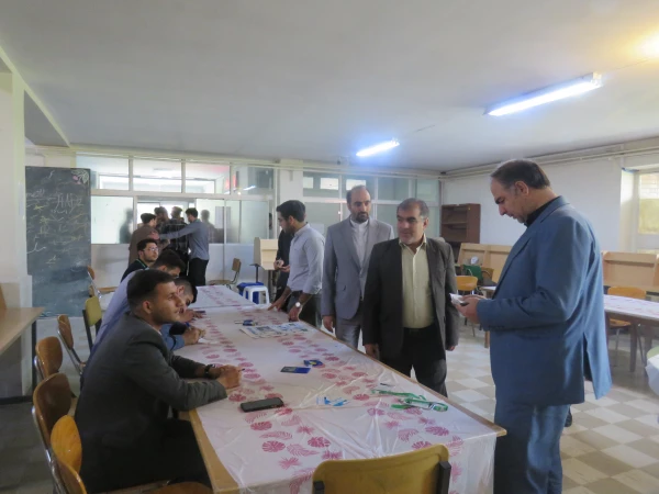 8 خرداد انتخابات شورای صنفی - رفاهی دانشجویان پردیس علامه امینی از ساعت 9 صبح تا 17 عصر برگزار شد. 3