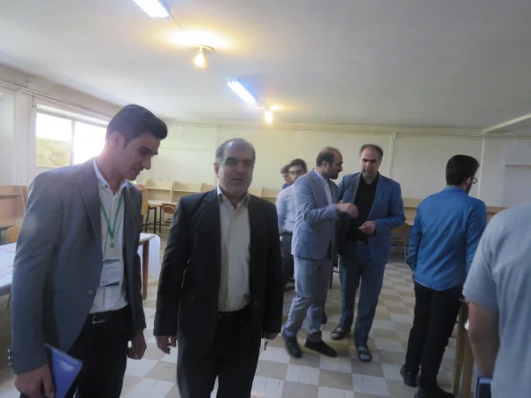 8 خرداد انتخابات شورای صنفی - رفاهی دانشجویان پردیس علامه امینی از ساعت 9 صبح تا 17 عصر برگزار شد. 4