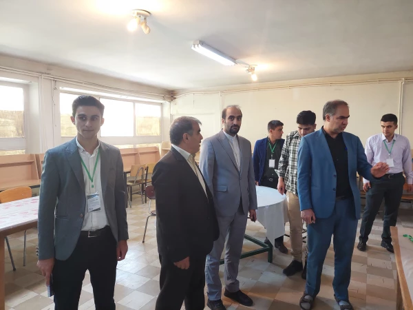 8 خرداد انتخابات شورای صنفی - رفاهی دانشجویان پردیس علامه امینی از ساعت 9 صبح تا 17 عصر برگزار شد. 7