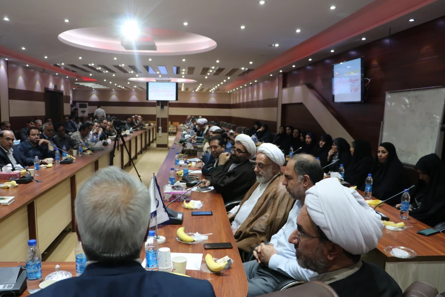 آیین تکریم و معارفه سرپرست امور پردیس های دانشگاه فرهنگیان استان آذربایجان شرقی برگزار شد. 8