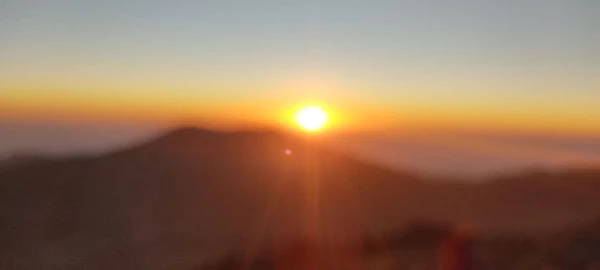 هشتمین صعود تیم کوهنوردی دانشگاه فرهنگیان پردیس علامه امینی به قله سبلان و نصب تندیس تیم در سنگ محراب. 5