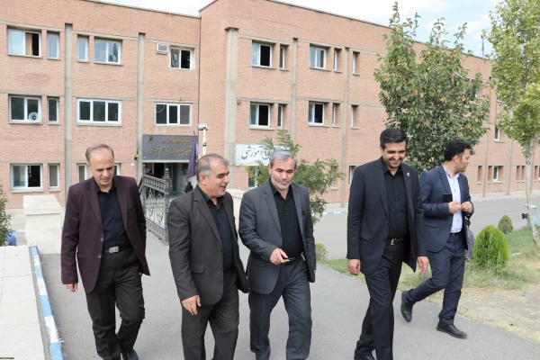 بازدیدمدیرکل آموزش و پرورش استان و رئیس دانشگاه فرهنگیان آذربایجان شرقی از فرایند مصاحبه پذیرفته شدگان چند برابر ظرفیت دانشگاه فرهنگیان آذربایجان شرقی 2