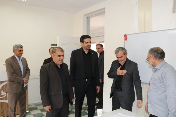 بازدیدمدیرکل آموزش و پرورش استان و رئیس دانشگاه فرهنگیان آذربایجان شرقی از فرایند مصاحبه پذیرفته شدگان چند برابر ظرفیت دانشگاه فرهنگیان آذربایجان شرقی 6