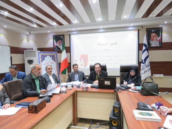 کارگاه تخصصی کارورزی برای اساتید دانشگاه فرهنگیان استان برگزار شد. 3