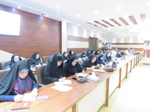 کارگاه تخصصی کارورزی برای اساتید دانشگاه فرهنگیان استان برگزار شد. 5