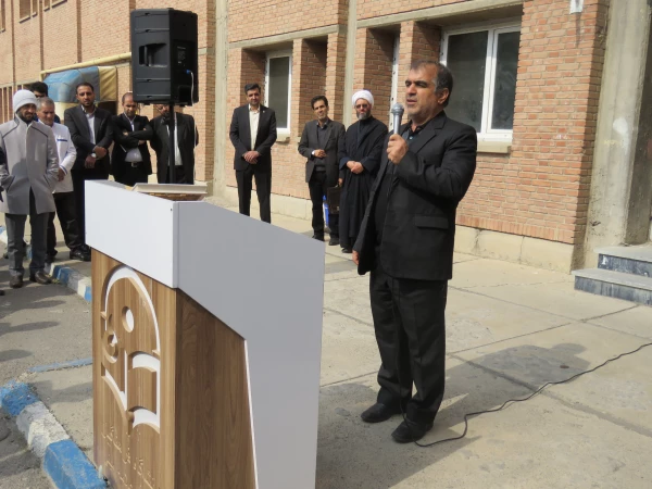 اساتید،کارکنان ودانشجویان پردیس علامه امینی همانند سایر آزادگان جهان در حرکتی خودجوش نسبت به این جنایت تاریخی شدیدا اعتراض نمودند. 2