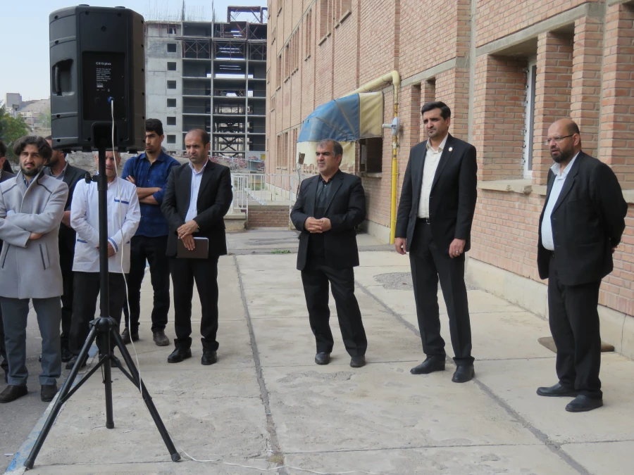 اساتید،کارکنان ودانشجویان پردیس علامه امینی همانند سایر آزادگان جهان در حرکتی خودجوش نسبت به این جنایت تاریخی شدیدا اعتراض نمودند. 4