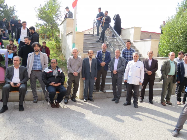 اساتید،کارکنان ودانشجویان پردیس علامه امینی همانند سایر آزادگان جهان در حرکتی خودجوش نسبت به این جنایت تاریخی شدیدا اعتراض نمودند. 13