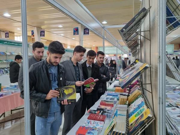 بازدید از هیجدهمین نمایشگاه بین المللی کتاب تبریز 5