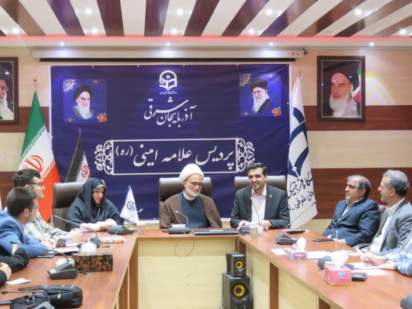 جلسه شورای تشکل های دانشجویی با حضور دکتر مبشری
 2