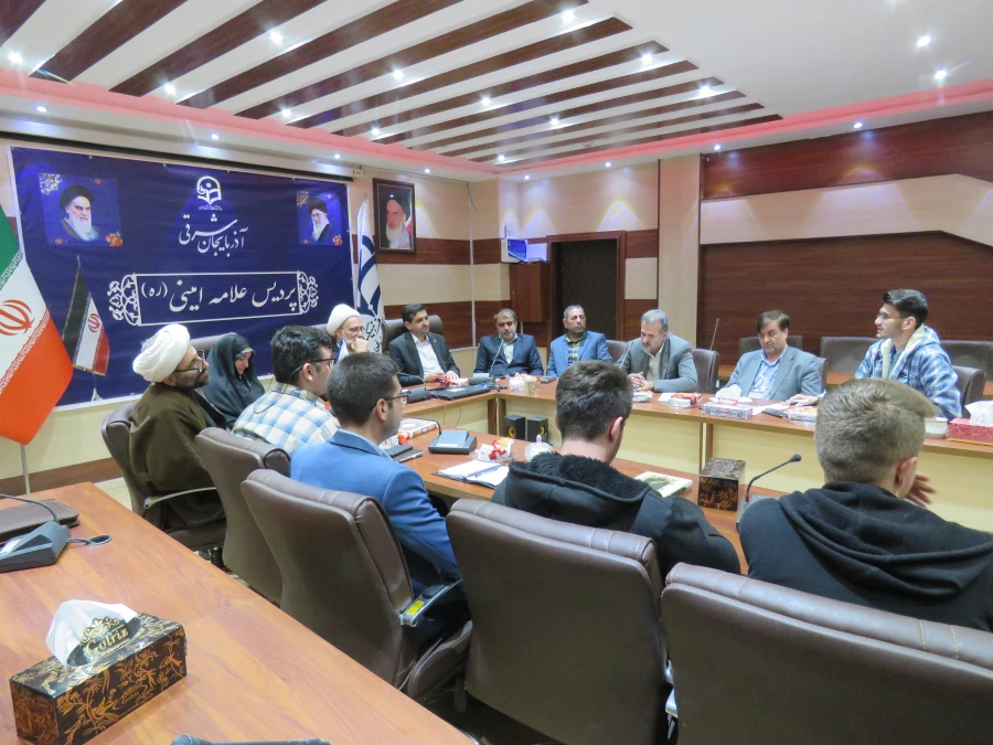 جلسه شورای تشکل های دانشجویی با حضور دکتر مبشری
 2