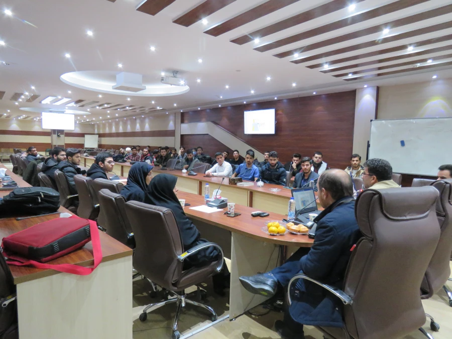 برگزاری نشست تخصصی «کتابخوانی گروهی؛ چرا بهتر است با هم کتاب بخوانیم؟» 6